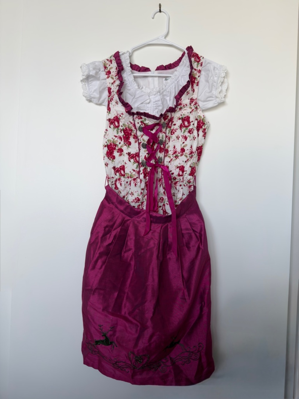 Authentic German dirndl Landhaus Dreams dress - Oktoberfest Halloween woman